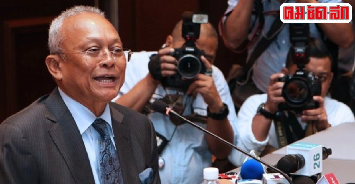 สุเทพหนุนร่างรธน.ดีพอให้ประชาชนลงประชามติ สุเทพหนุนร่างรธน.ดีพอให้ประชาชนลงประชามติ