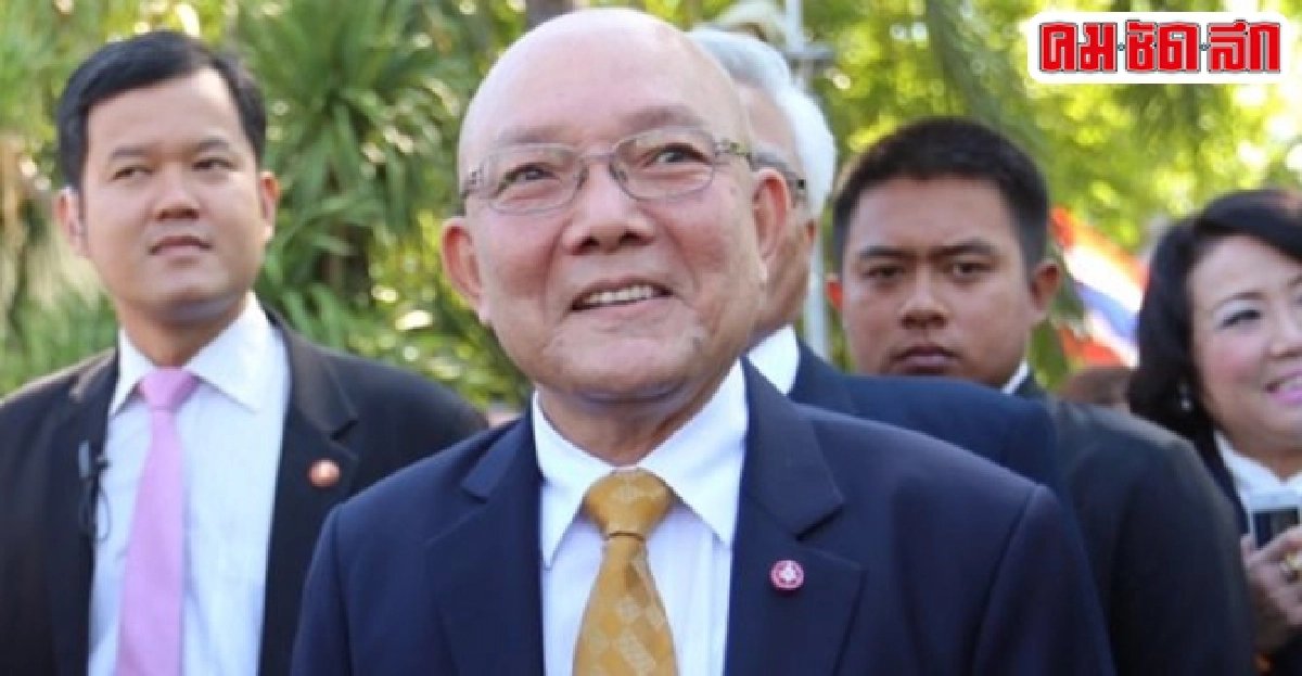 เทียนฉายชี้การล็อบบี้เป็นเรื่องผิดปกติในสปช. เทียนฉายชี้การล็อบบี้เป็นเรื่องผิดปกติในสปช.