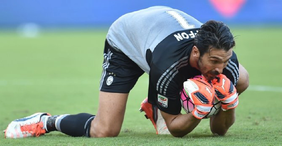 'บุฟฟอน' ปลื้มรับใช้อิตาลี 150 นัด 'บุฟฟอน' ปลื้มรับใช้อิตาลี 150 นัด