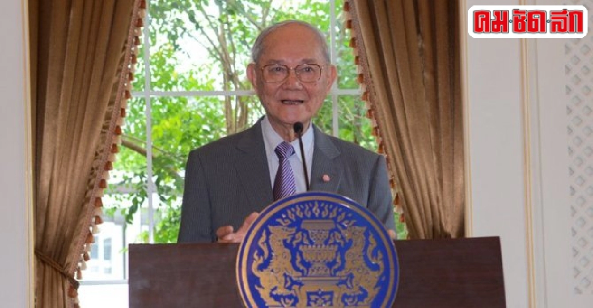 มีชัยนั่งปธ.กรธ.ย้ำร่างโดยไร้ใบสั่ง มีชัยนั่งปธ.กรธ.ย้ำร่างโดยไร้ใบสั่ง
