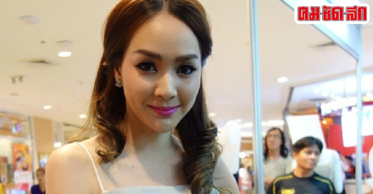 โฟร์ลั่นไม่ต่อสัญญาอาร์เอสอึกอักร่วมงานแกรมมี่ โฟร์ลั่นไม่ต่อสัญญาอาร์เอสอึกอักร่วมงานแกรมมี่