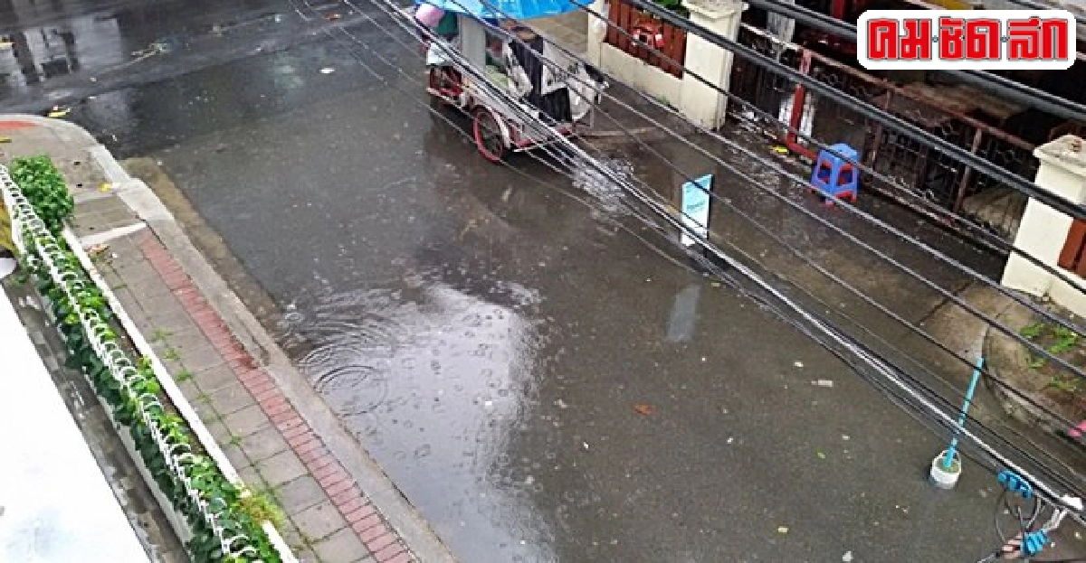 ยกถนนทำสภาพการระบายน้ำแย่ลง ยกถนนทำสภาพการระบายน้ำแย่ลง