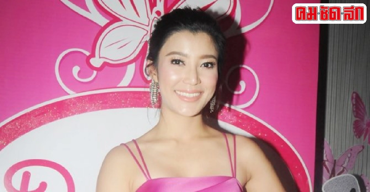 เอมมี่วิวาห์เจมส์21พ.ย.เผยชุดเจ้าสาวมี5ชุด เอมมี่วิวาห์เจมส์21พ.ย.เผยชุดเจ้าสาวมี5ชุด
