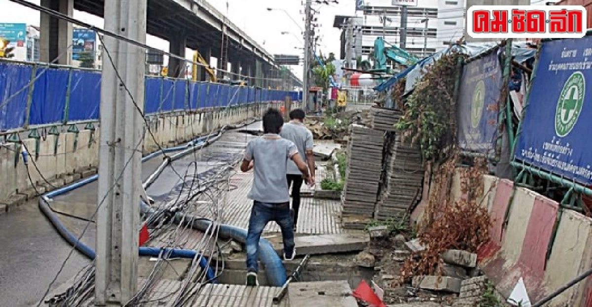 สายไฟห้อยต่ำ ก่อสร้างไม่เว้นทางเดิน สายไฟห้อยต่ำ ก่อสร้างไม่เว้นทางเดิน