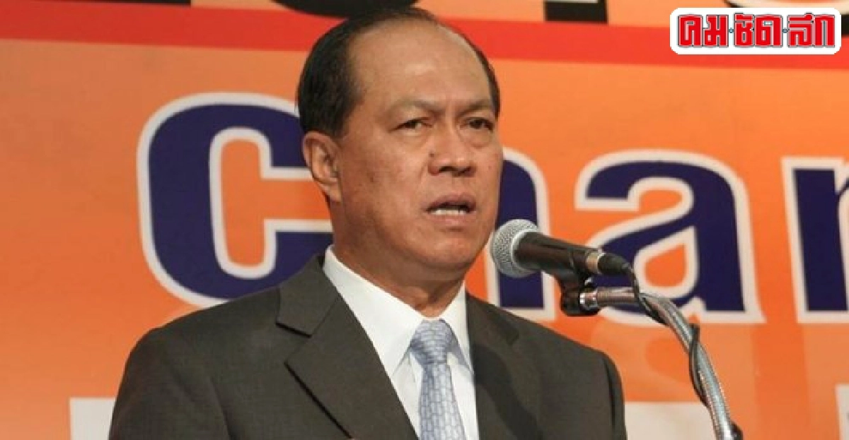 มท1ชี้ผู้ว่าฯสั่งงดแจกปฏิทินแม้ว-ปูตามวิจารณญาณ 