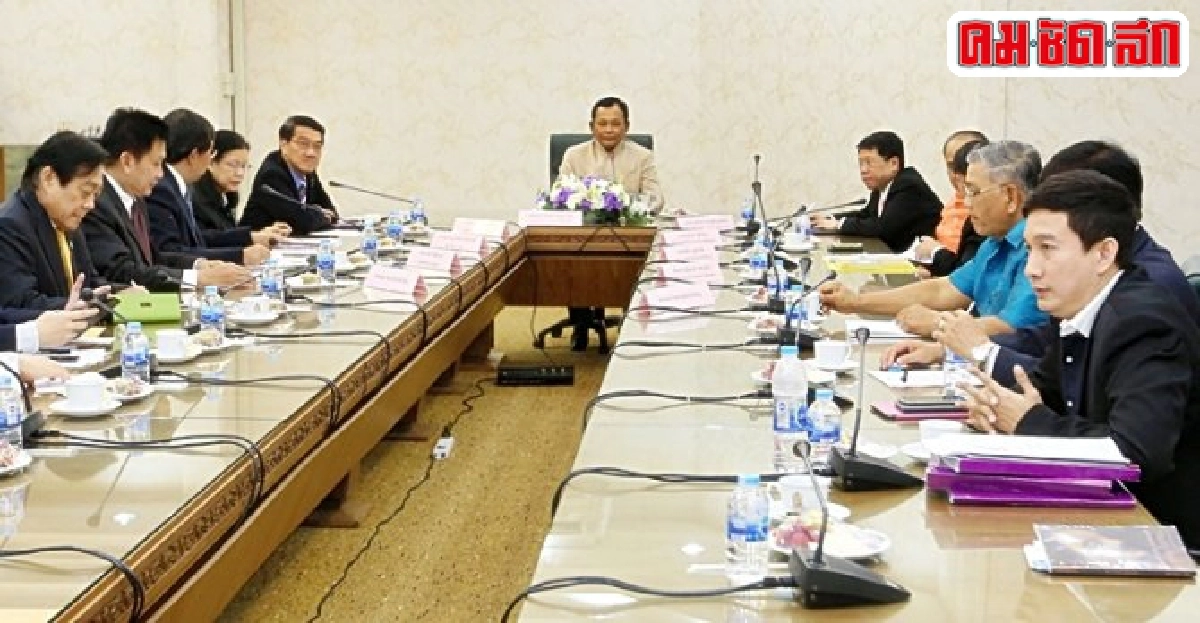 ศึก'เอแบค'7วันไม่จบ'ยึดอำนาจ'