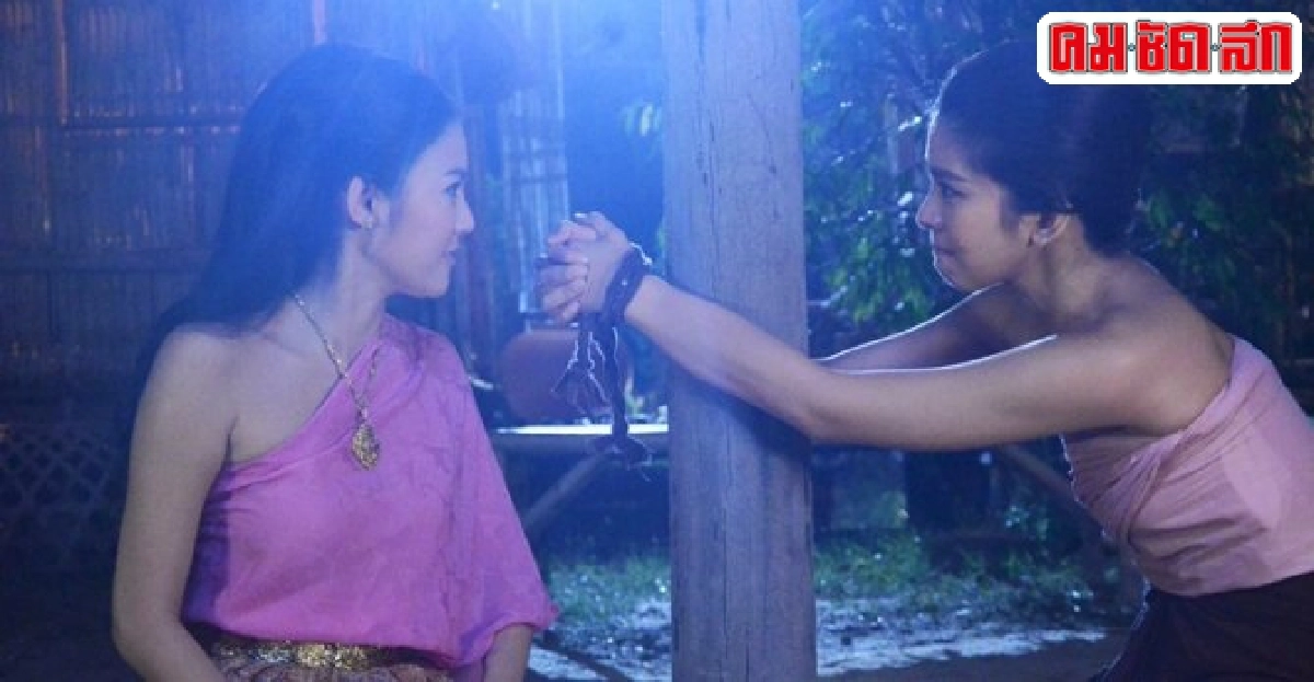 กิ๊บซี่สุดโหด!!จับหนูนาเฆี่ยนต่อหน้าตูมตาม กิ๊บซี่สุดโหด!!จับหนูนาเฆี่ยนต่อหน้าตูมตาม