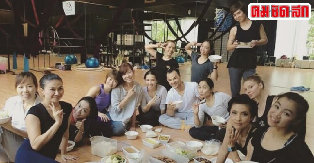 'การออกเดินทางของมนุษย์เมีย'