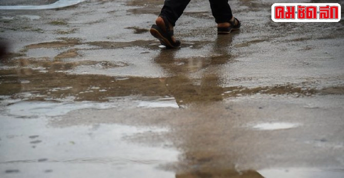 ฝนถล่มกรุงช่องนนทรีหนักสุดพบน้ำท่วมขัง14จุดเร่งระบาย ฝนถล่มกรุงช่องนนทรีหนักสุดพบน้ำท่วมขัง14จุดเร่งระบาย