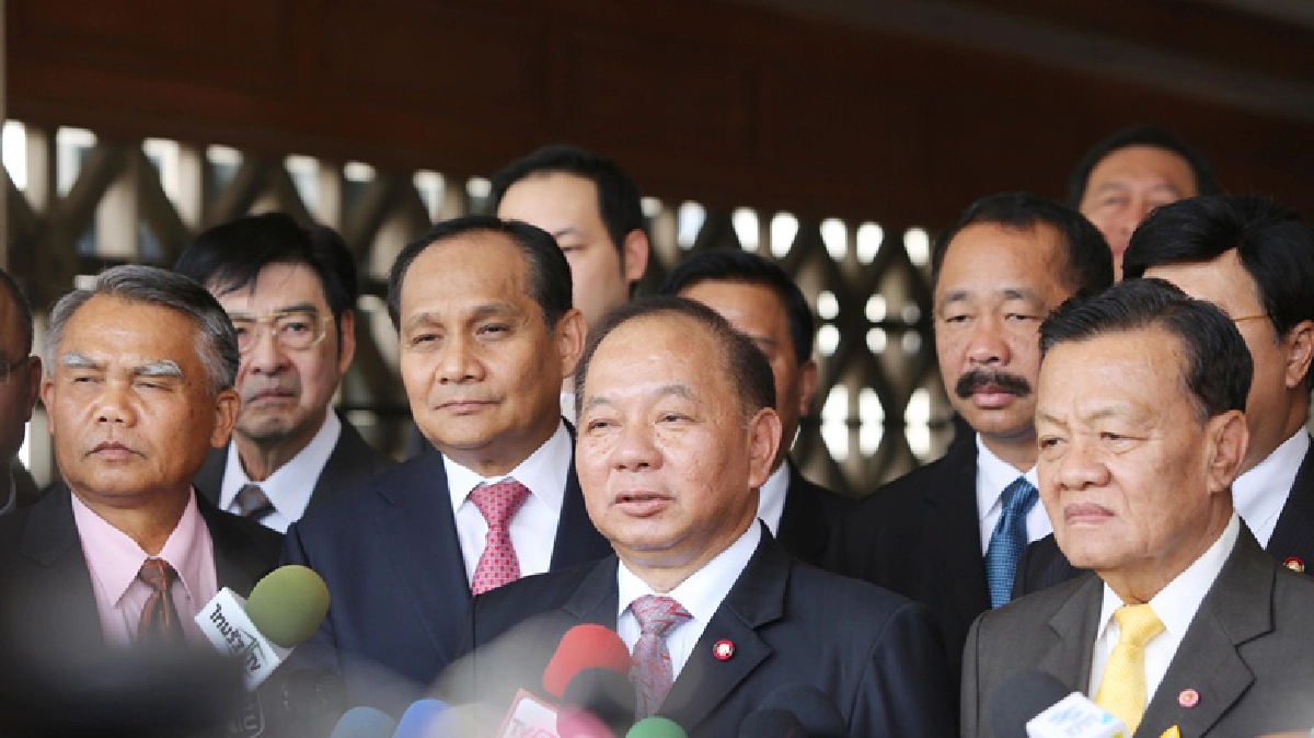 เพื่อไทยจี้รัฐ-คสช.คืนสิทธิแสดงความเห็นร่างรธน.ให้ปชช.