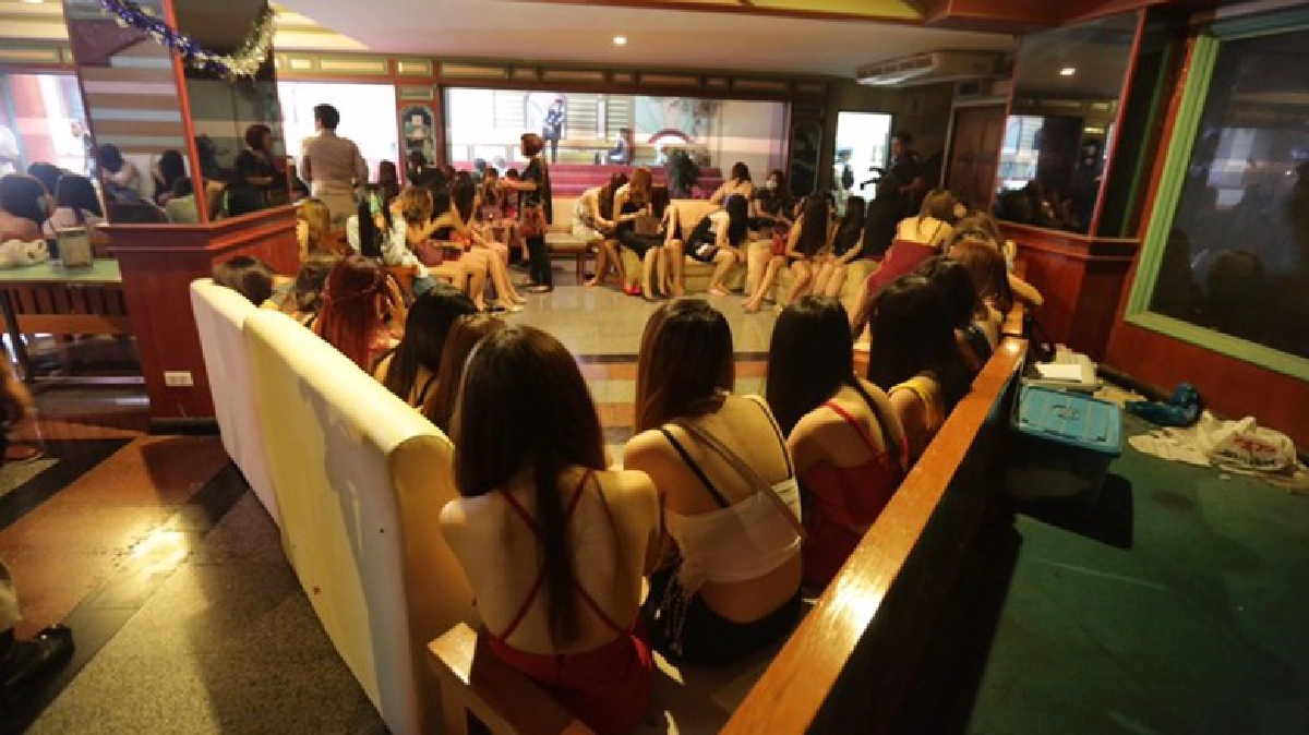 ตร.เร่งตรวจสอบส่วยรูปสิงห์สาวต่างด้าวนาตารี ตร.เร่งตรวจสอบส่วยรูปสิงห์สาวต่างด้าวนาตารี