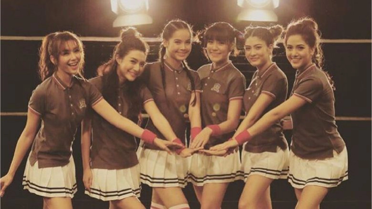 'ญาญ่า-เบลล่า-คิม-มาร์กี้-มิว-พรีม'เช็ตแล้วตบ!!!