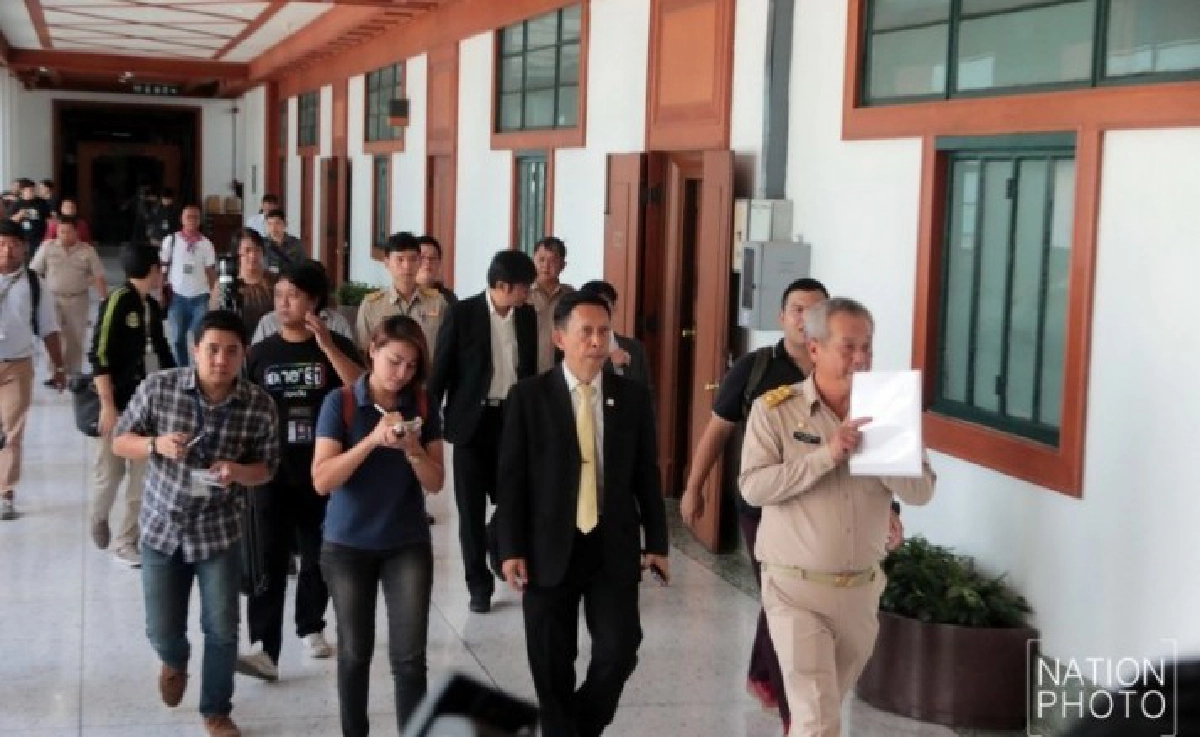 บุกสอบห้อง“ผู้ว่าฯกทม.”คาดผิดขั้นตอน