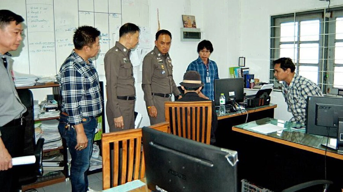 โจ๋ยิงเด็ก15 แยกมีนบุรี โผล่มอบตัวอีก 2 โจ๋ยิงเด็ก15 แยกมีนบุรี โผล่มอบตัวอีก 2