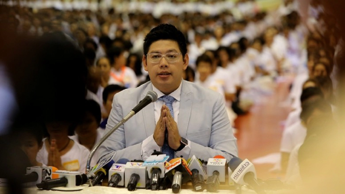 'ธรรมกาย'ประกาศสู้'ดีเอสไอ' 'ธรรมกาย'ประกาศสู้'ดีเอสไอ'
