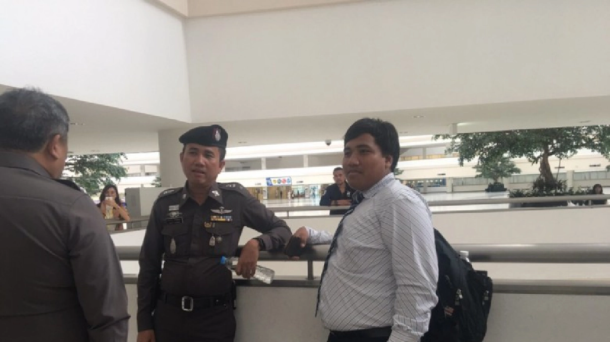 "จ่านิว"เจอ"กลุ่มรักกกต.ด่าหลังเตรียมเล่นคอนเสิร์ตที่กกต