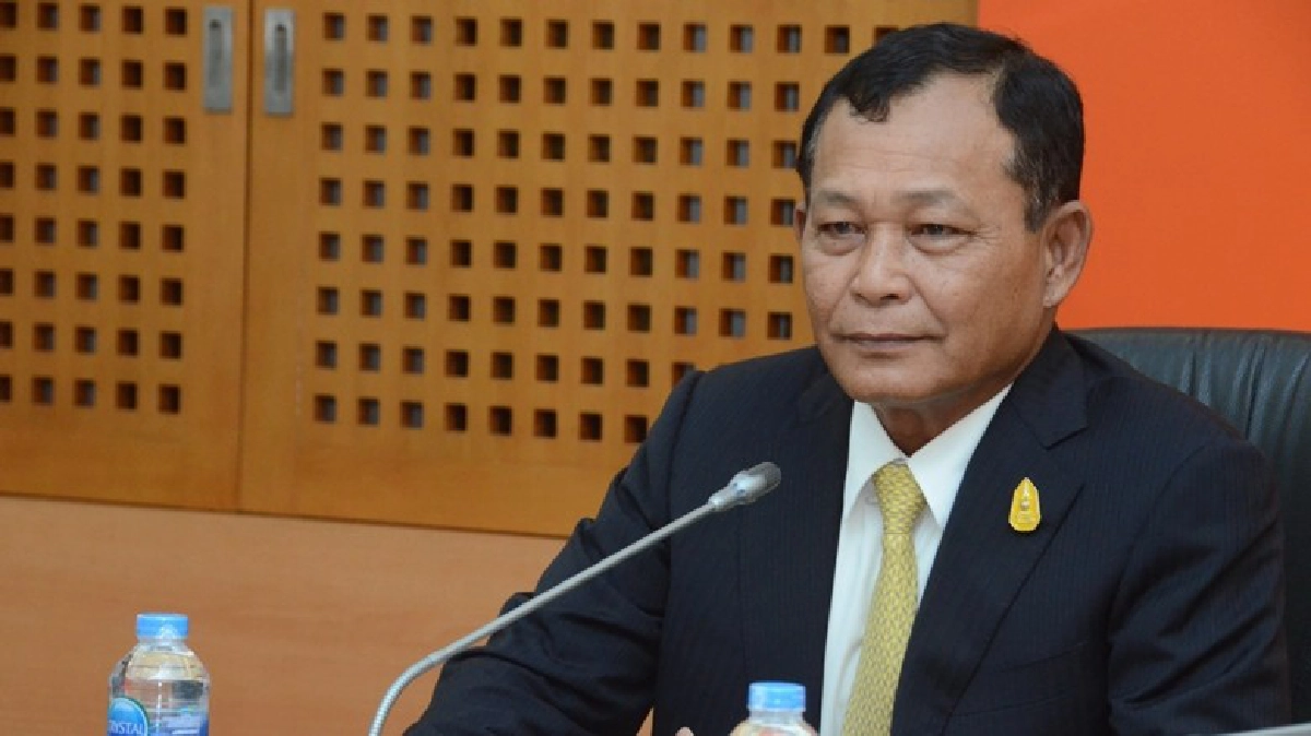 ร้อง”นายก-ศธ.”เบรกสภามรภ.เพชรบูรณ์แก้ข้อบังคับสรรหาอธิการ