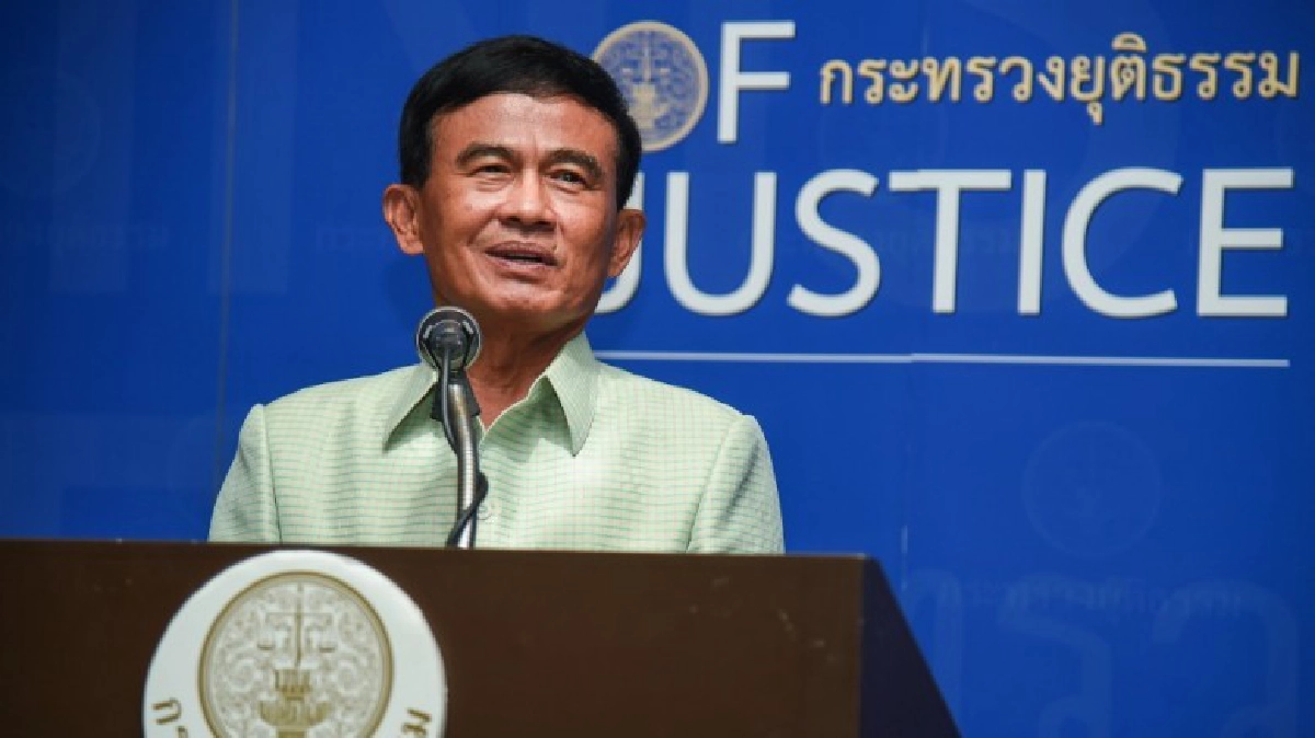 "บิ๊กต๊อก" โยนสังคมหาวิธีให้ยาเสพติดไม่เป็นภัยสังคม