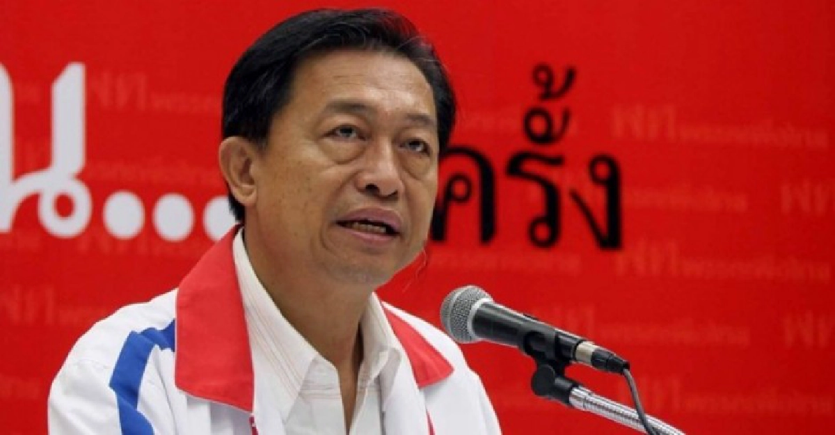 เพื่อไทยยื่นกกต.เร่งรณรงค์ประชามติอาสาช่วยแจกเอกสาร