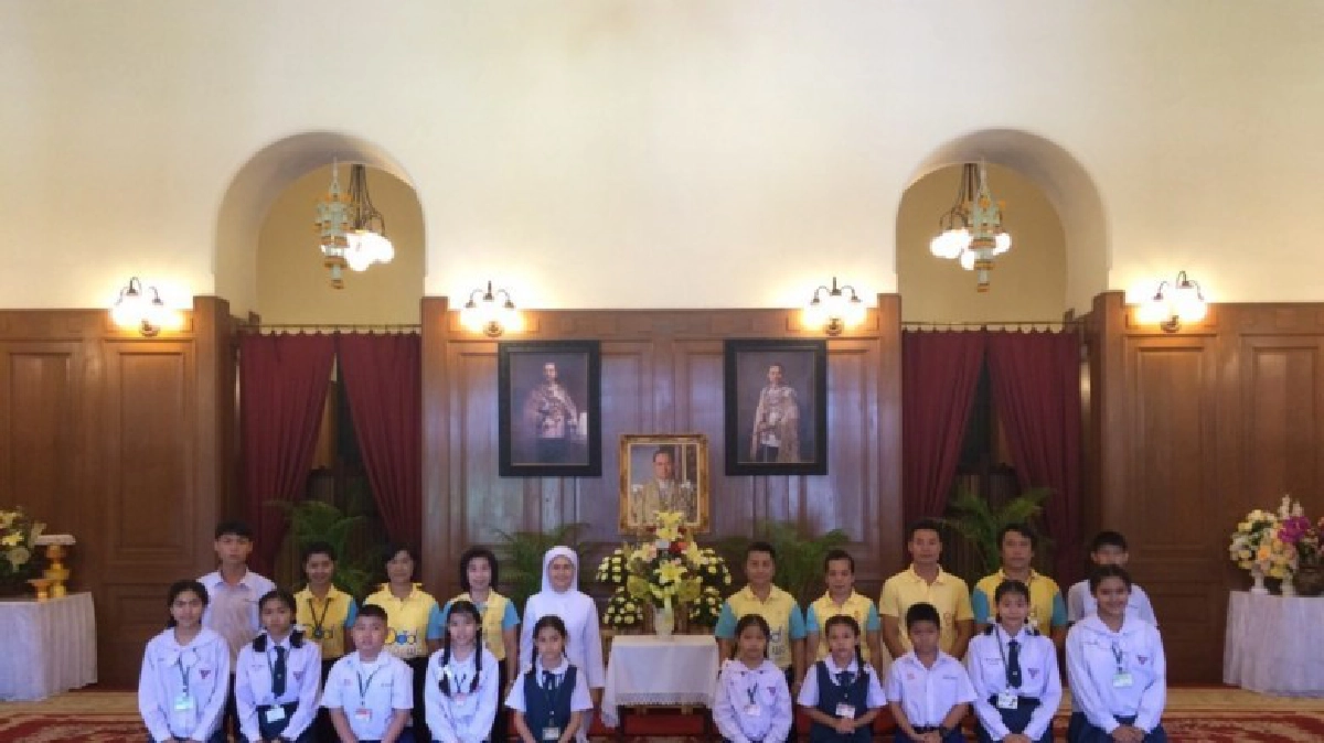 ด้วยใจรักและภักดี