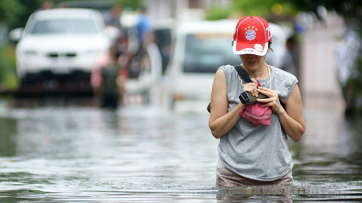 ช่วงเย็นฝนยังตกหนักในหลายพื้นที่กทม.