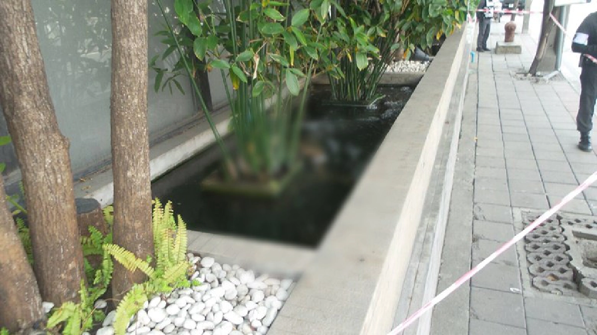ชายนิรนามเมาตกบ่อปลาดับ ชายนิรนามเมาตกบ่อปลาดับ