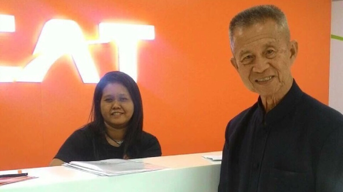 'มหาจำลอง'ย้ายค่ายมือถือแล้วตามสันติอโศก 'มหาจำลอง'ย้ายค่ายมือถือแล้วตามสันติอโศก