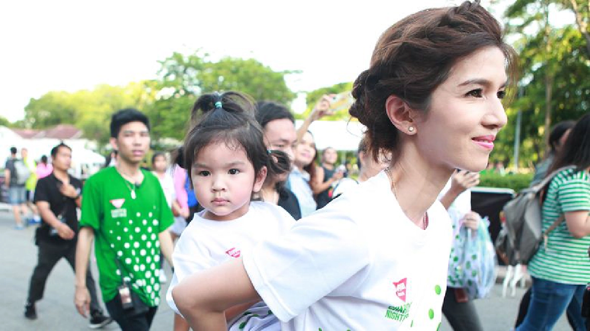 เอาแล้ว!! 'โบว์' บอกไม่เอาเรื่อง แต่ให้สังคมลงโทษ เอาแล้ว!! 'โบว์' บอกไม่เอาเรื่อง แต่ให้สังคมลงโทษ