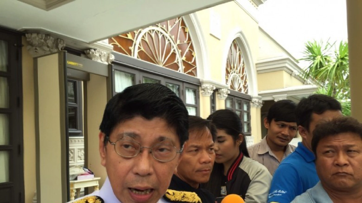 “วิษณุ” แจงจะใช้“ม.44” คุม “ประชามติ” ก็ต่อเมื่อเกิดตะลุมบอน “วิษณุ” แจงจะใช้“ม.44” คุม “ประชามติ” ก็ต่อเมื่อเกิดตะลุมบอน