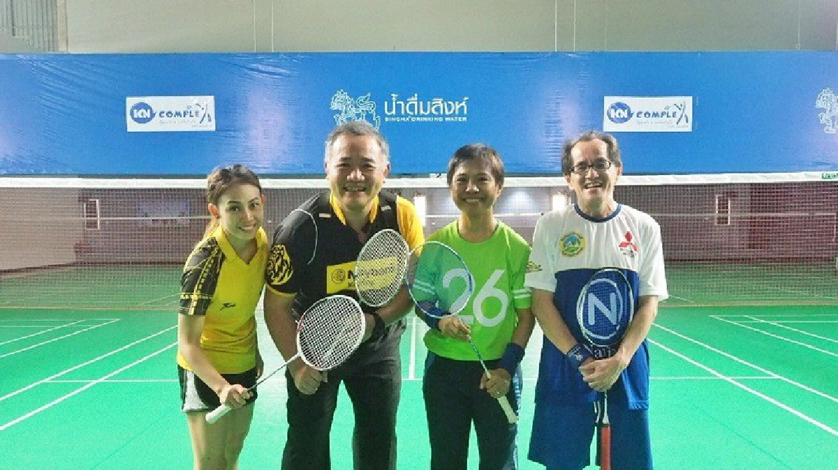 แบดมินตันกระชับมิตร แบดมินตันกระชับมิตร
