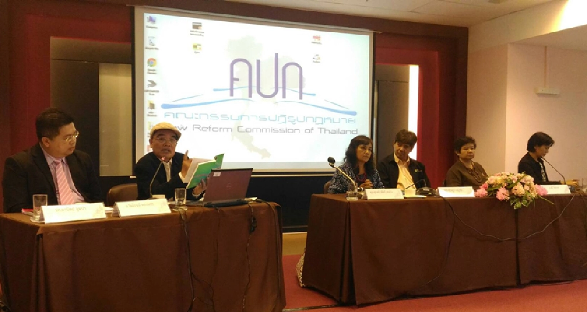 “ไพโรจน์” ชี้ ร่างรธน.ใหม่ สิทธิพื้นฐานหายอื้อ