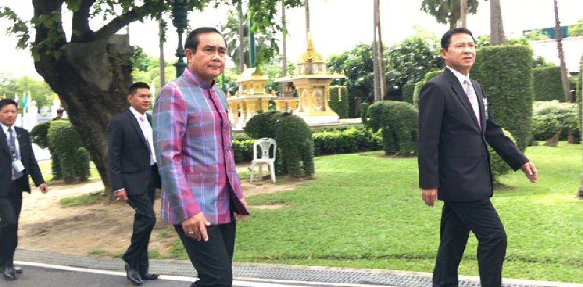 นายกฯ” ปัดตอบ “สุดารัตน์” เชิญนักการเมืองรุ่นเก่าหารือ นายกฯ” ปัดตอบ “สุดารัตน์” เชิญนักการเมืองรุ่นเก่าหารือ