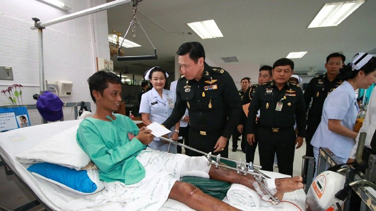 มทภ.1 ลั่นช่วยเหลือกำลังพลบาดเจ็บเต็มที่ทำคุณเพื่อประเทศชาติ