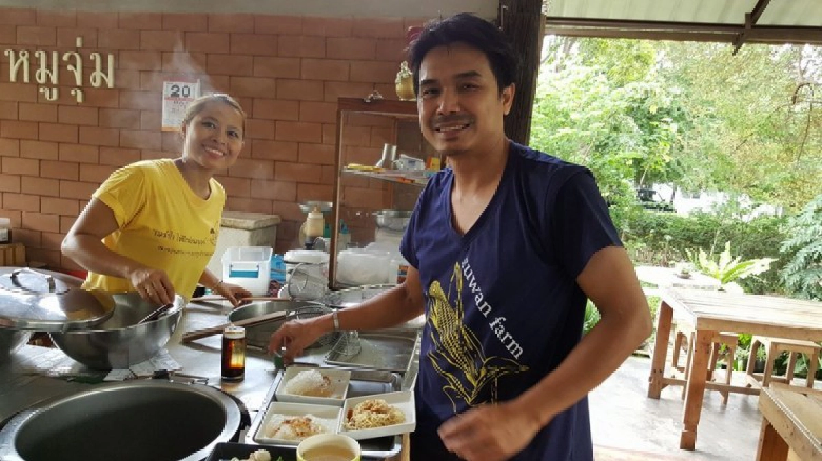 กว่าจะถึงวันนี้ของ“วันฉัตร” ก๋วยเตี๋ยวหมูจุ่ม@จักราช กว่าจะถึงวันนี้ของ“วันฉัตร” ก๋วยเตี๋ยวหมูจุ่ม@จักราช