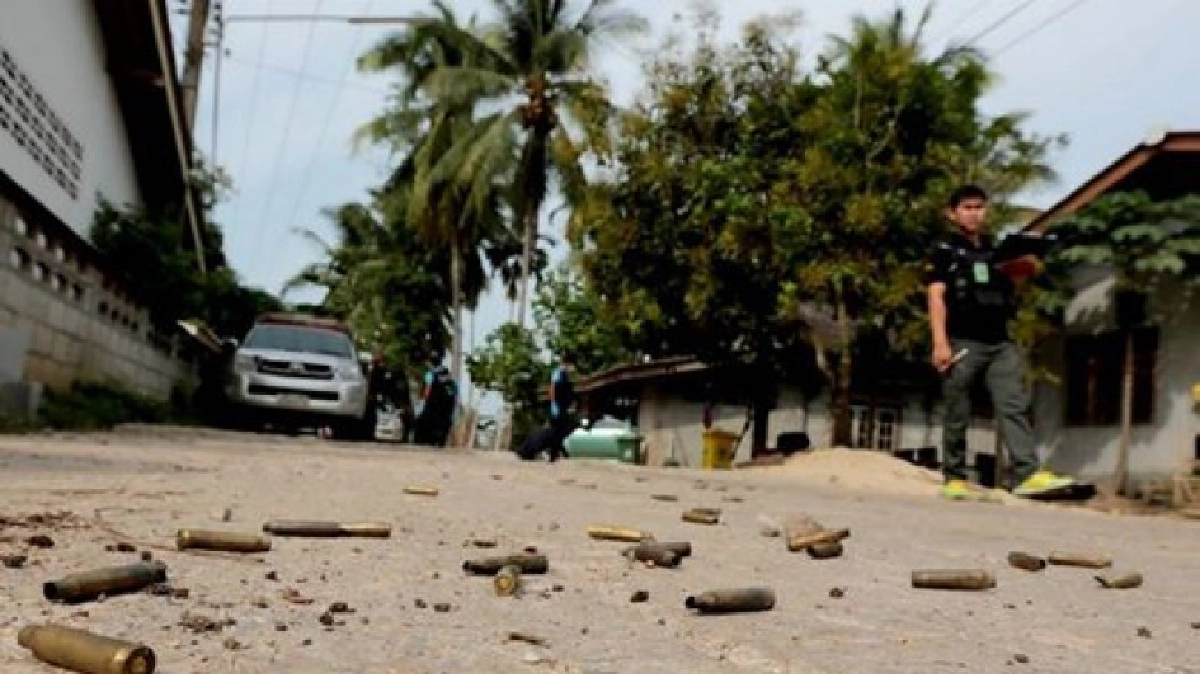 “บิ๊กป้อม” กำชับ ดูแล จชต.ช่วงสิ้นเดือนรอมฎอน “บิ๊กป้อม” กำชับ ดูแล จชต.ช่วงสิ้นเดือนรอมฎอน