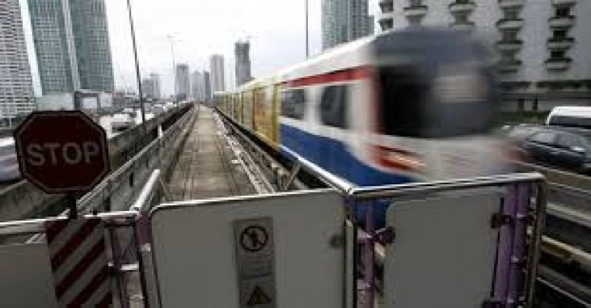 เดินหน้ารถไฟฟ้าสายสีเขียวเปิดบริการปี 61 เดินหน้ารถไฟฟ้าสายสีเขียวเปิดบริการปี 61