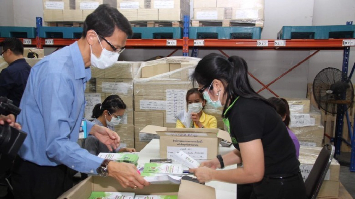กกต. ตรวจรับ-จัดส่งสรุปเนื้อหาประชามติ มั่นใจถึงมือ ปชช.