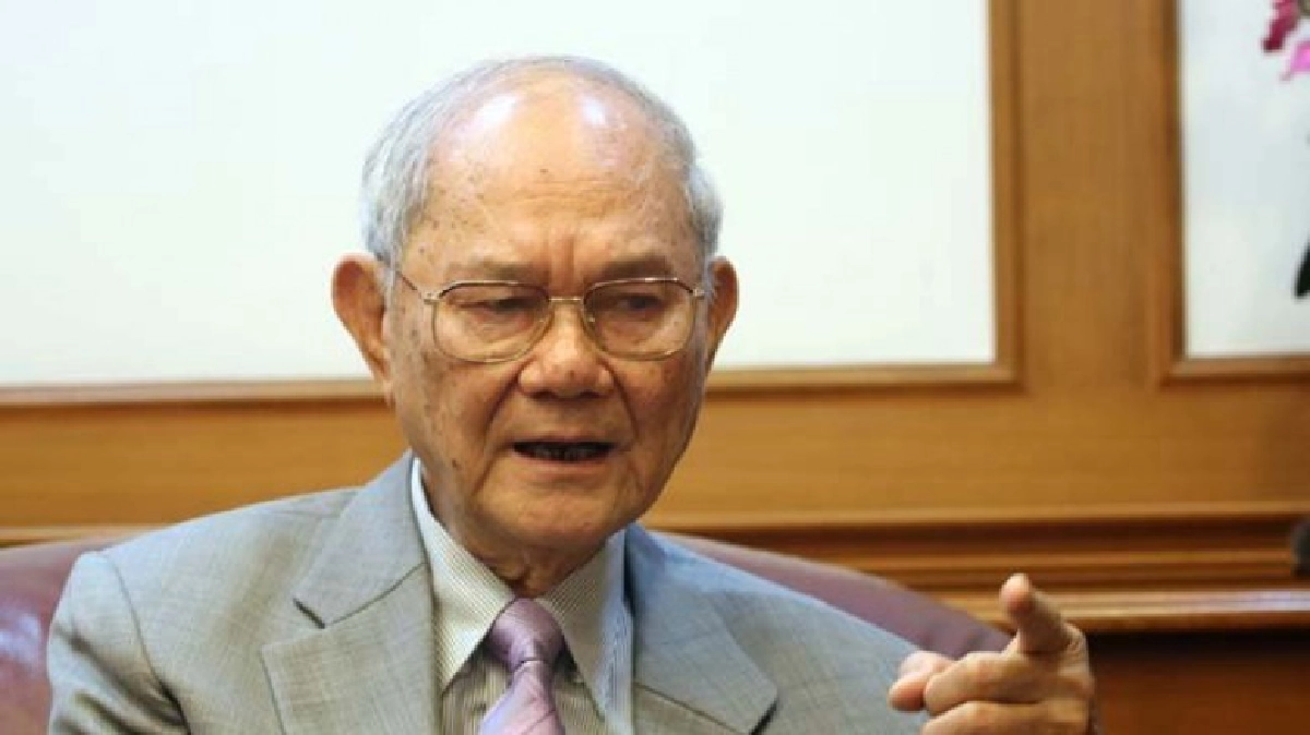 มีชัย” ปัดตอบปม “ราชทัณฑ์” ตีตรวน7นศ. ขึ้นศาลทหาร