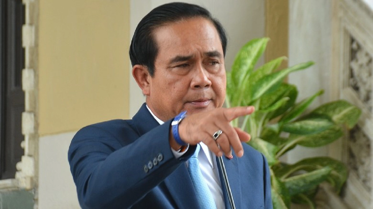 นายกฯ ขอ เลิกแชร์ภาพสลด "ครูอิ๋ว" นายกฯ ขอ เลิกแชร์ภาพสลด "ครูอิ๋ว"