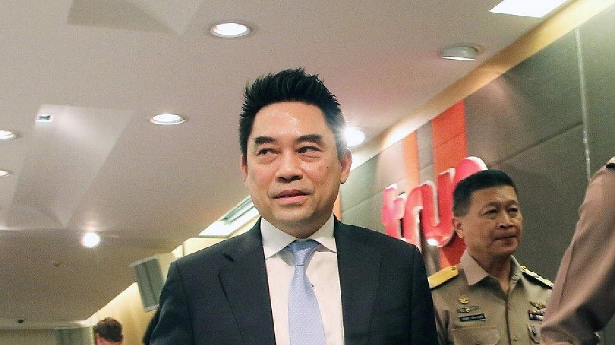 ตั้ง“ขจร”ผจก.ทีมช้างศึกบู๊บอลโลก ตั้ง“ขจร”ผจก.ทีมช้างศึกบู๊บอลโลก
