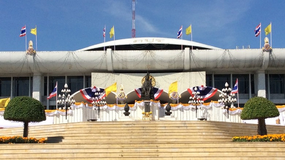 เปิดคำสั่งสนช. ปลด 2 บิ๊ก ขรก.สภาฯ