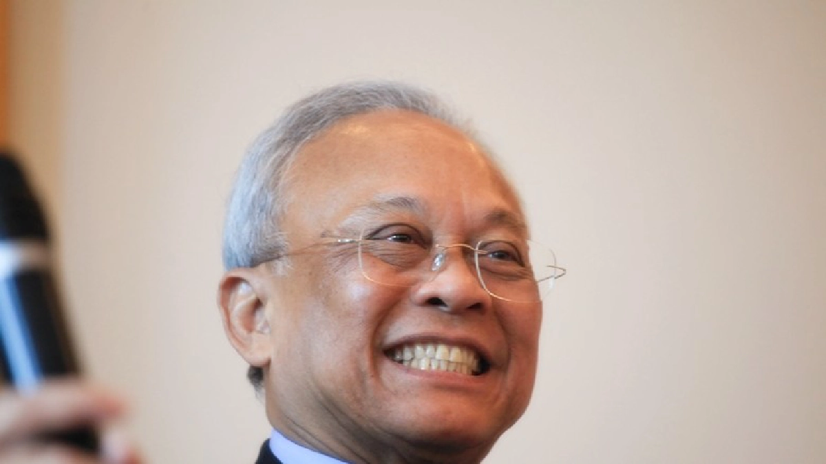 “สุเทพ”  ชี้ ร่างรธน.บัญญัติ ศาลรธน.ดีมาก