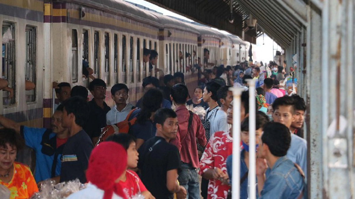 ทดลองวิ่งเส้นทางบึ้มรางรถไฟเปิดจริง13ก.ค