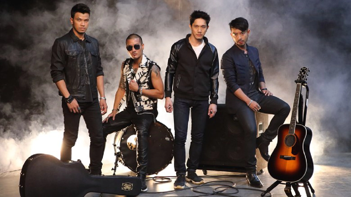 ‘แพ็ค โฟร์ รีเทิร์น’ รอบ 12 ปี ‘ปั๊ป-กวาง-แบงค์-หนุ่ม’ ‘แพ็ค โฟร์ รีเทิร์น’ รอบ 12 ปี ‘ปั๊ป-กวาง-แบงค์-หนุ่ม’