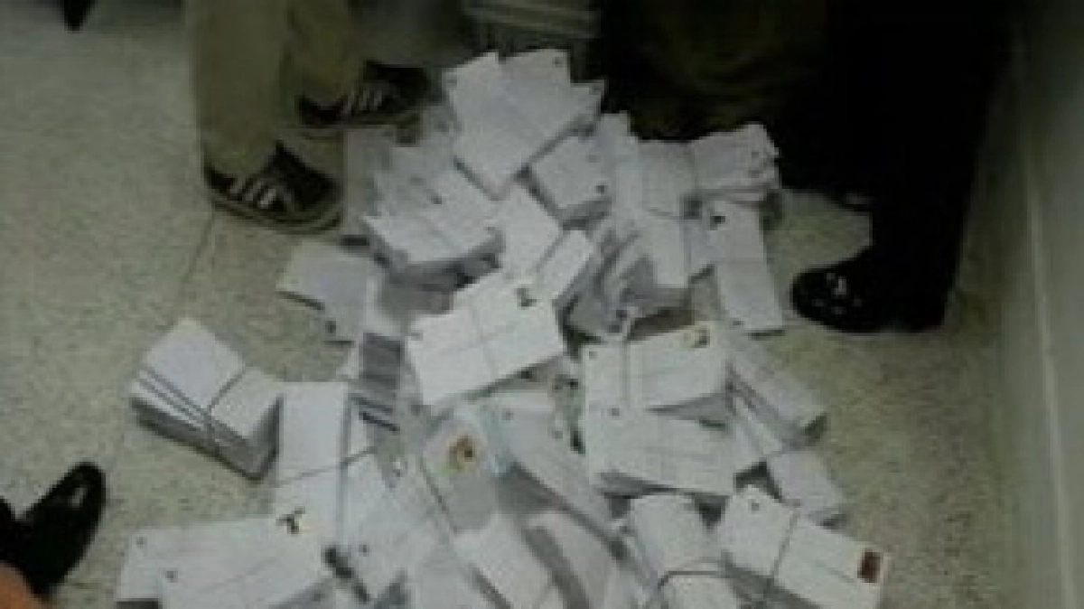 “เด็กปชป.” ซัด จัดทำร่าง รธน.ปลอม ฝีมือพวกทุนสามานย์