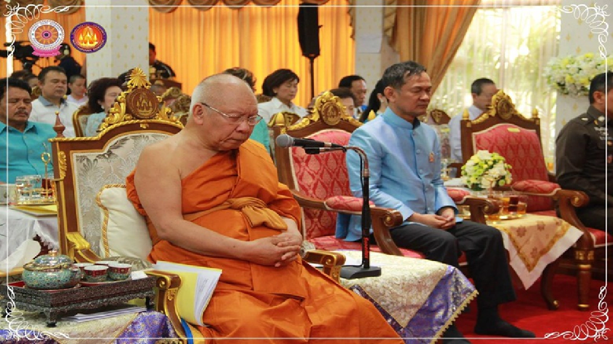 เจริญพระพุทธมนต์-จิตภาวนาถวาย‘ในหลวง-พระราชินี’ เจริญพระพุทธมนต์-จิตภาวนาถวาย‘ในหลวง-พระราชินี’