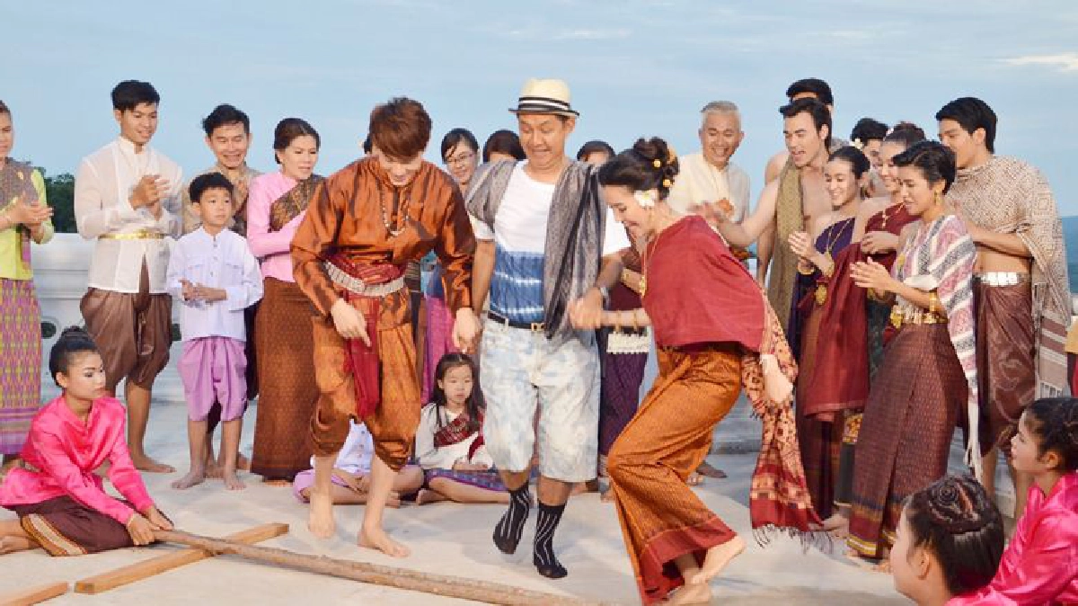 ‘นัททิว-แพรว’ นำทีมหวานชื่นส่งท้าย‘ธิดาผ้าซิ่น’ สุดประทับใจ
