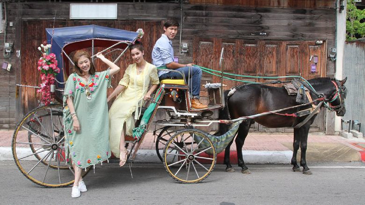 แบกกระเป๋าเยือนถิ่นเมืองรถม้าสนุกลั้นลาไปกับแกงส้ม-ยิปซี-วิว