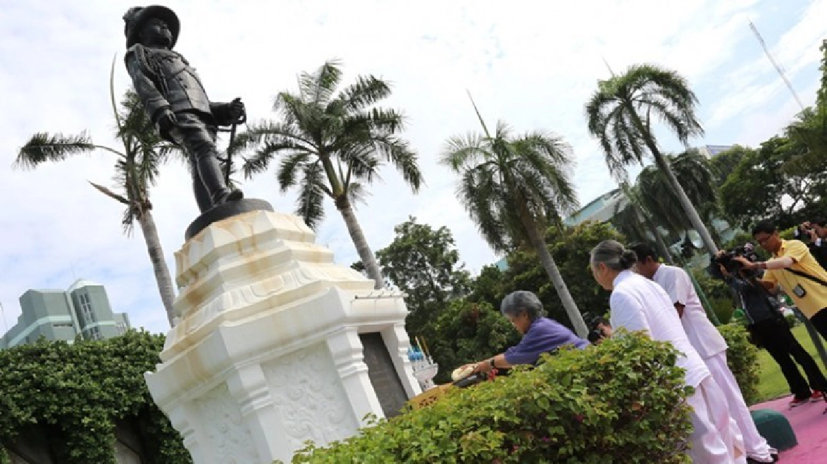 ศธ.จัดพิธีบวงสรวงบูรณะอาคารราชวัลลภ