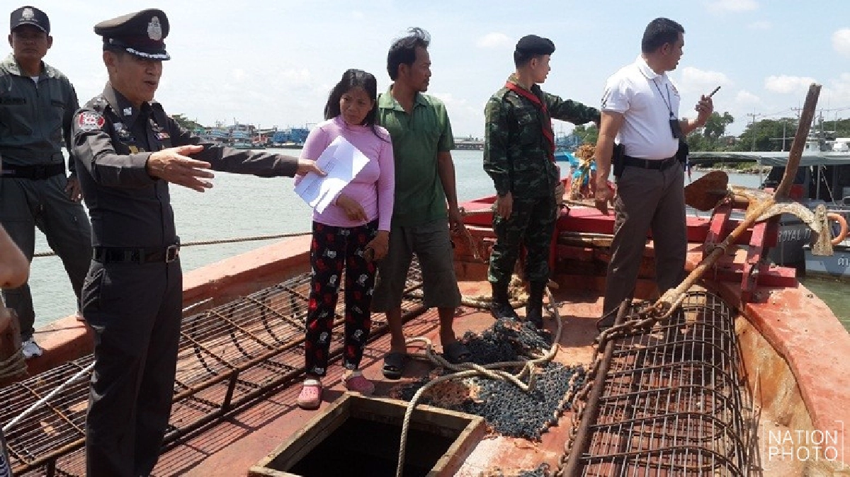 จับเรือประมงเวียดนามรุกน่านน้ำปัตตานีลักลอบจับปลิงทะเล จับเรือประมงเวียดนามรุกน่านน้ำปัตตานีลักลอบจับปลิงทะเล
